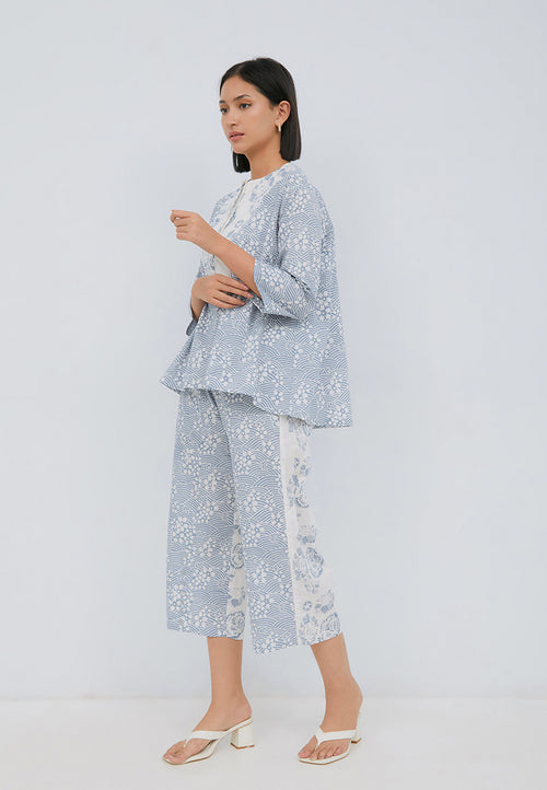 SAKURA さくら Grey Trapeze Shirt
