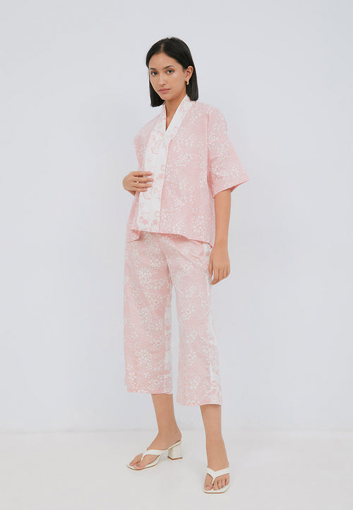 SAKURA さくら Blush 3/4 Sleeve Nyonya Top
