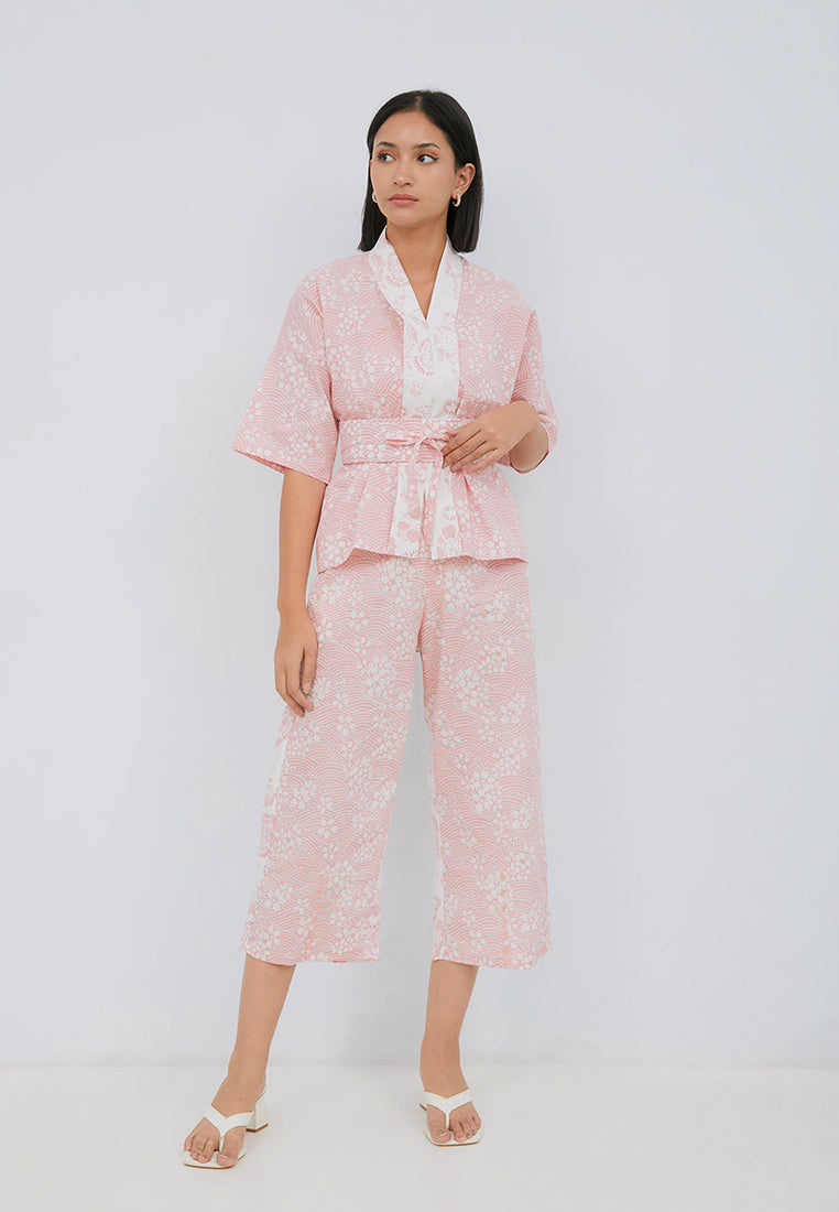 SAKURA さくら Blush 3/4 Sleeve Nyonya Top