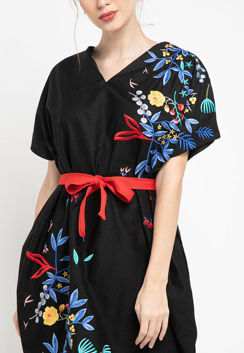 BLACK 花 HANA Embroidery Kimono Dress