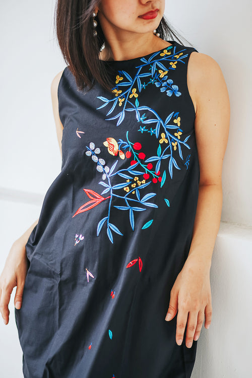 BLACK HANA Tulip Dress