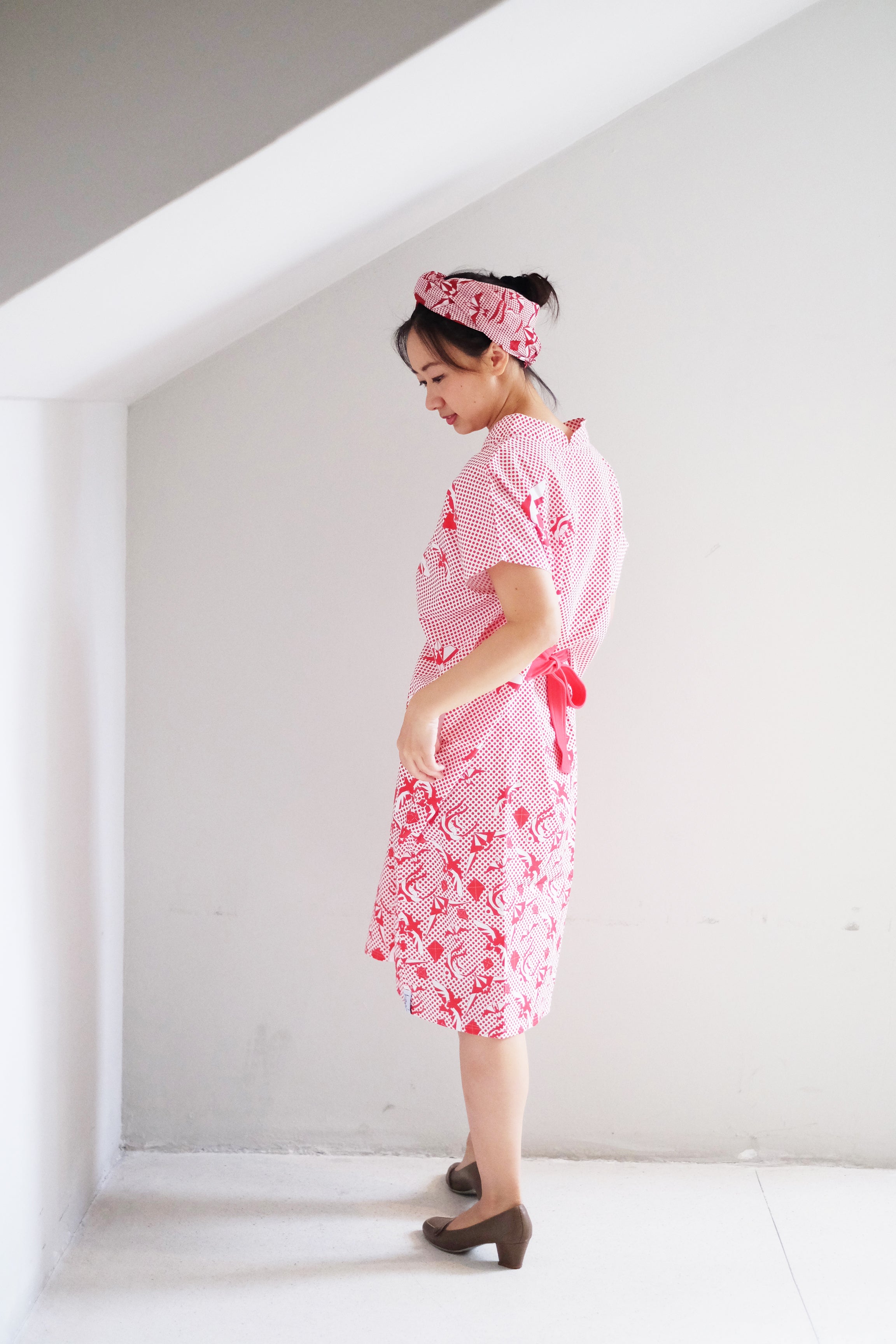 [SINGAPORE STORY] Dancing Kites Kimono Dress