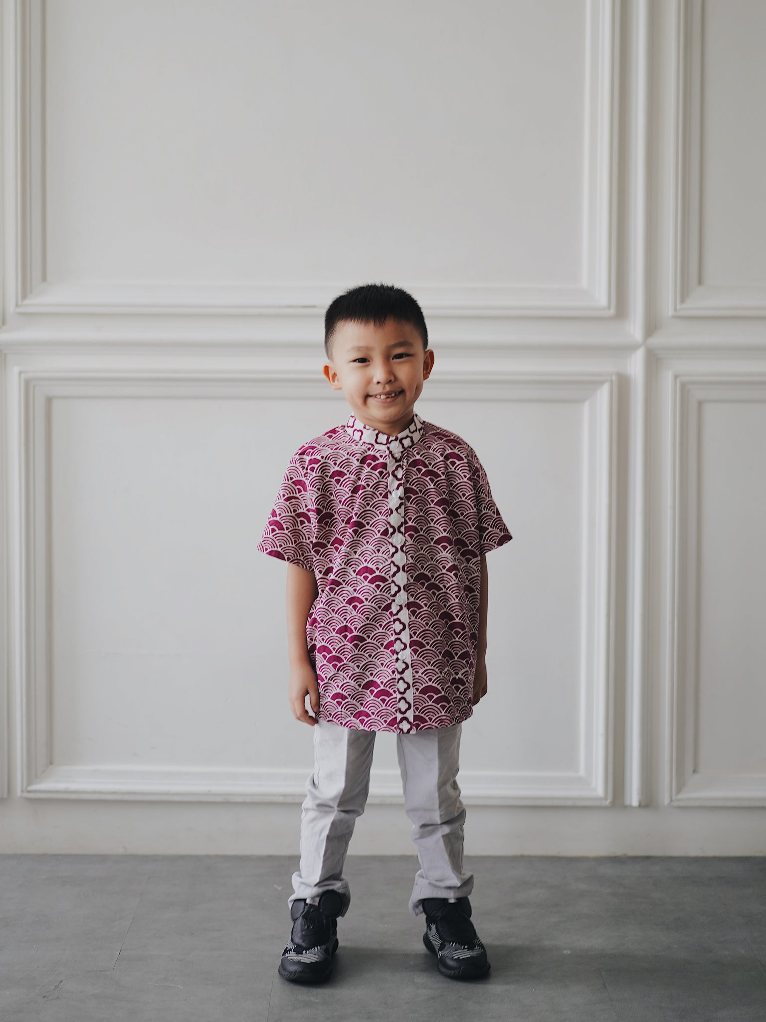 SEIGAIHA せいがいは Batik Boy Shirt Burgundy