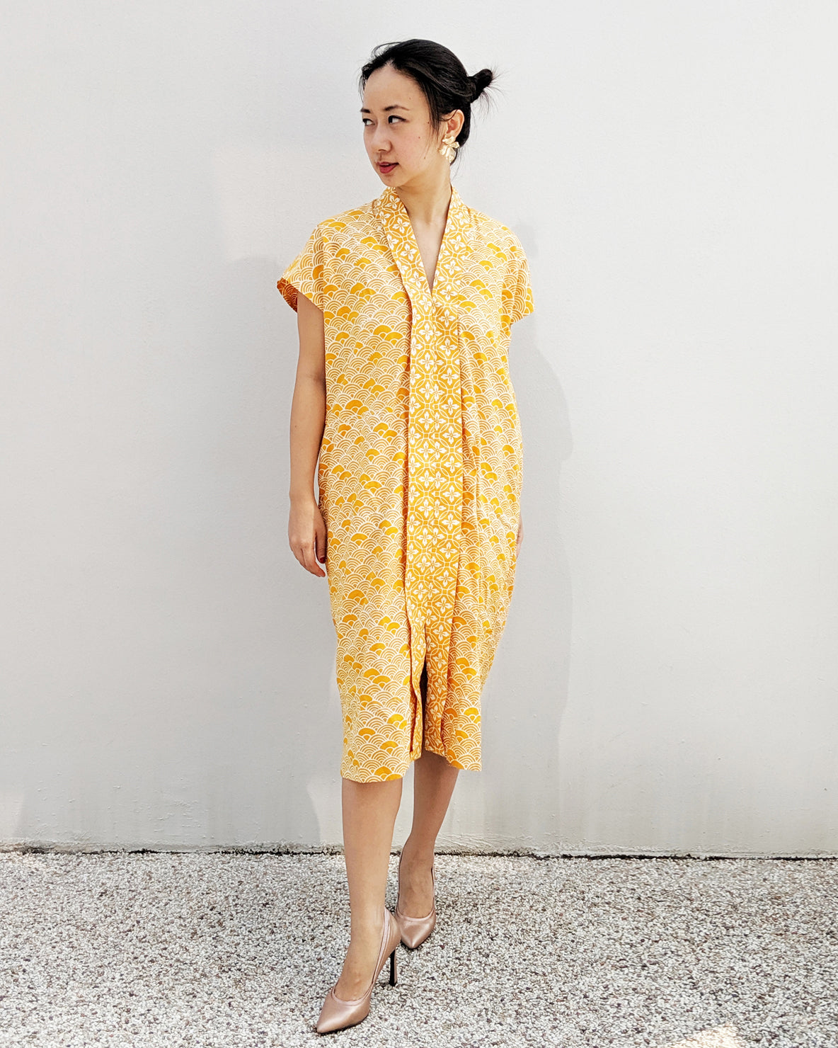 SEIGAIHA せいがいは Batik Nyonya Dress Mustard
