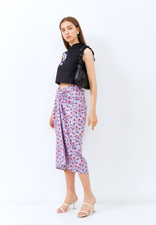 CHERRY BLOSSOM Embroidery Black Crop Top