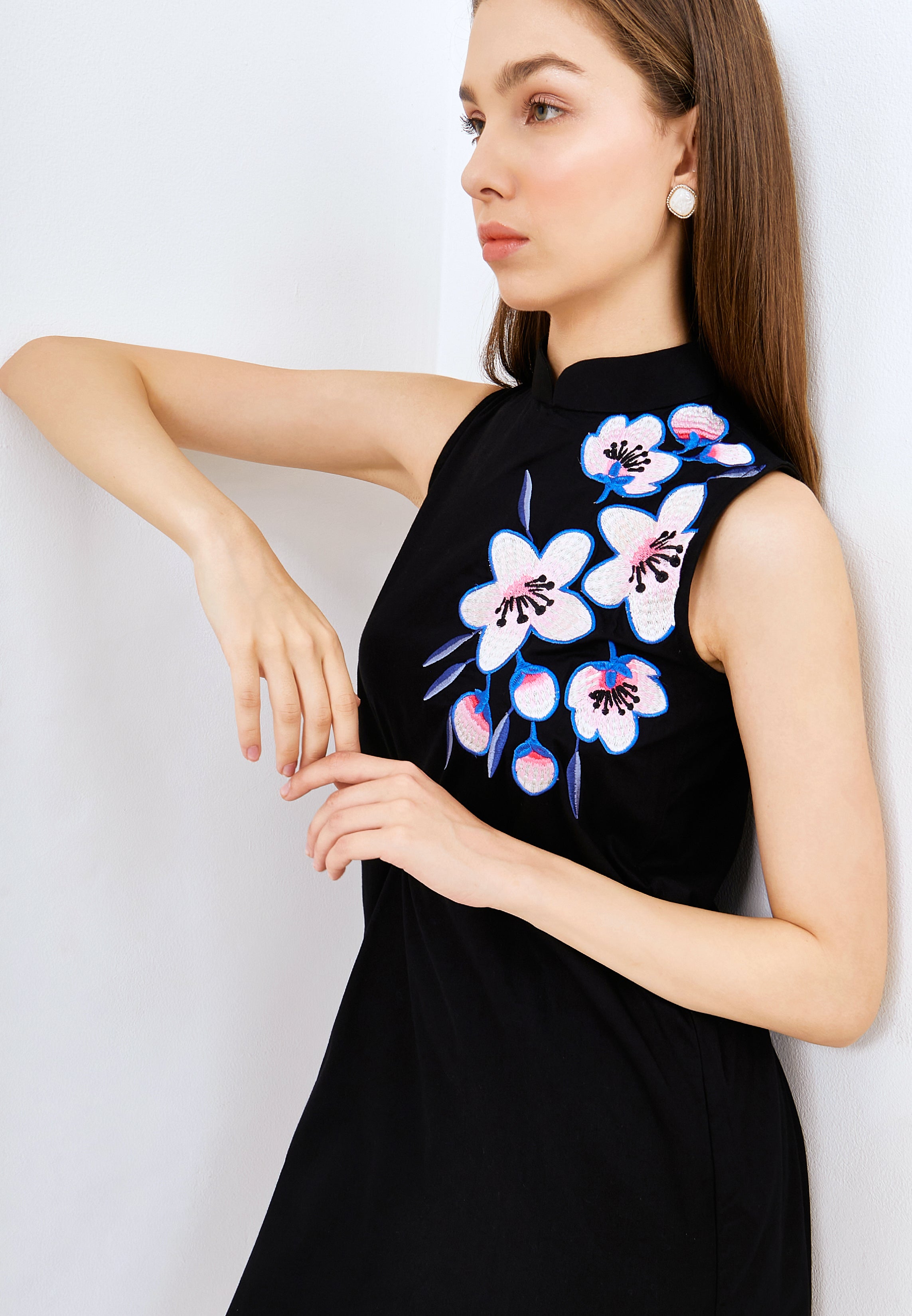 CHERRY BLOSSOM Embroidery Black Midi Cheongsam Dress