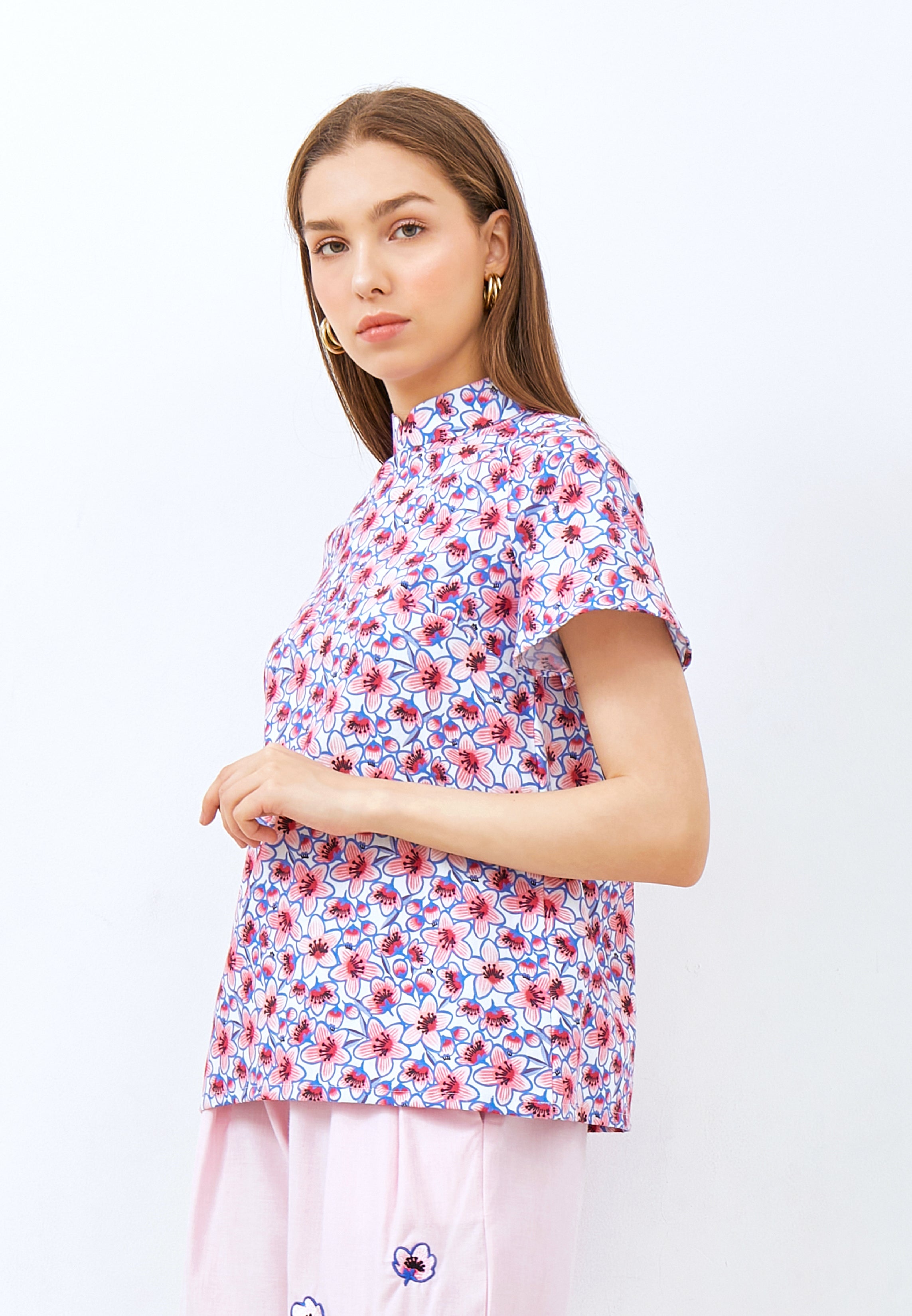 CHERRY BLOSSOM Sleeve Cheongsam Top