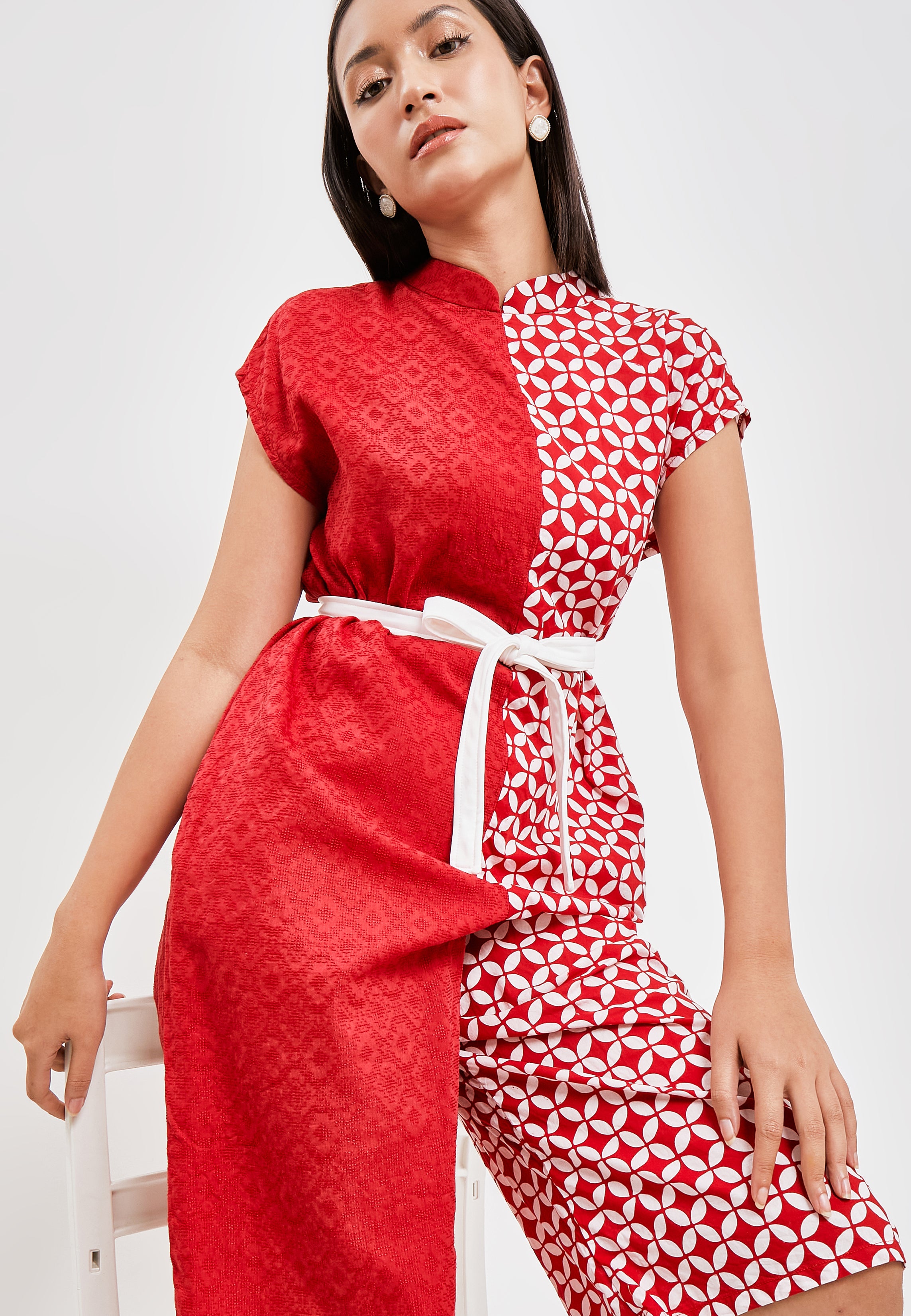 KAWUNG TILES RED Batik Jumpsuit